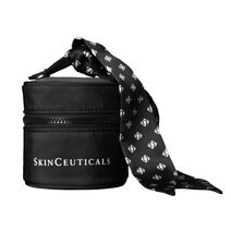 PUFFY CASE CHARM​ - Branded Accessories | L'Or&eacute;al Dermatological Beauty Partner Shop